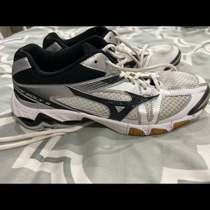 WAVE LIGHTNING Z5 WOMEN’S VOLLEYBALL SHOES